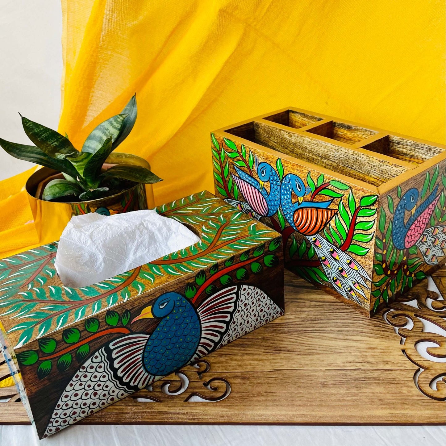 Rupshi Hamper 4 | Wood Tissue Box X Multipurpose Desk Organiser