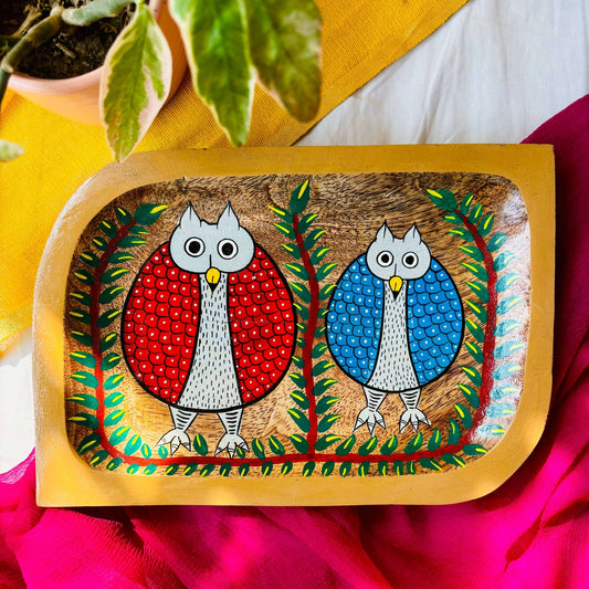 Rectangular wooden serving tray made from pure mango wood and hand-painted with one red and one blue owl motifs by the generational Pattachitra artists of Pingla